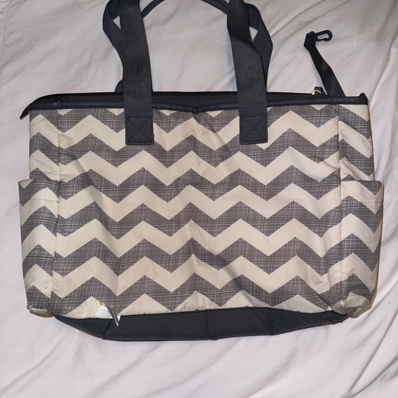 Diaper bag - Picture 3 of 5